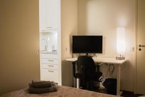 Apartment with Great Connections near Airport, Tikkurila