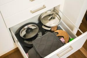 Apartment with Great Connections near Airport, Tikkurila