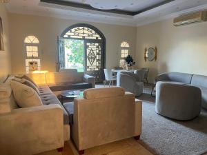 doge villa 2