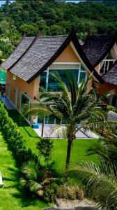 Juga Beach Front Villa 3B Koh Chang