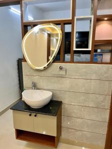 Ample Homes 2BHK Retreat Near to AIMS edappally