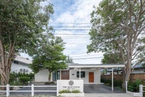 The Seacation Pool Villa