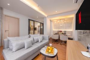 Bellevue Lagoon Premium Apart Hotel by TropicLook