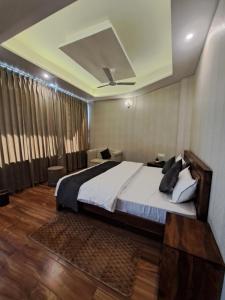 Castle Inn Mussoorie Road DEHRADUN