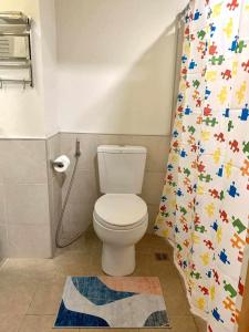 Walk to SM - Ayala, The Persimmon with Pool