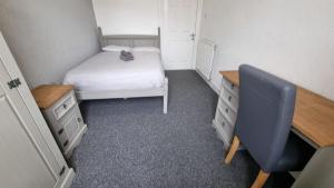 Whole property in Kelty Fife