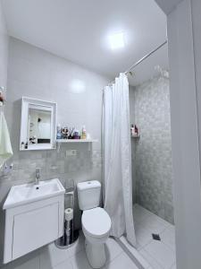 Studio Likani Resident