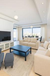 Prime City Luxury Apartment