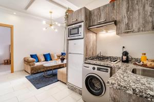 Charming Studio Center, Quiet, Well Placed