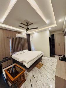 Annapurnq Banquet And Inn