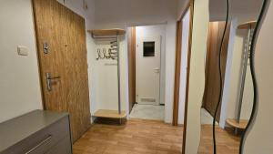 M przy Broniewskiego