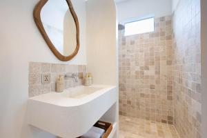 Thomas Beach Residence