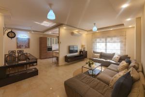 Elite Apartment Compound