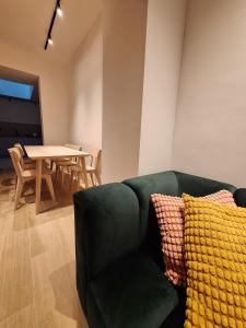 Funky Jungle house - Rustig gelegen rijwoning in hartje Mechelen