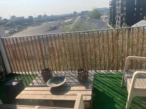 Cité du Vin 2 bedroom apartment - parking space