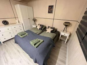 Domček pod Vežami s vírivkou a krbom, priamo pri Skibuse do Jasnej