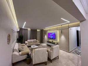 شقة فندقية فاخرة في قلب الشيخ زايد جنة زايد 2