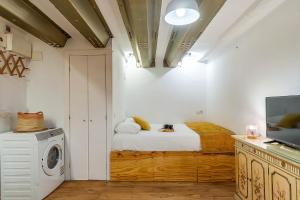 2537 - AB Sant Antoni Studio