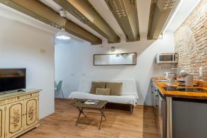 2537 - AB Sant Antoni Studio