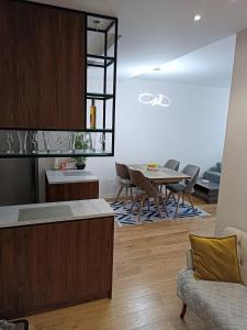 Gorgerous 2 Bed Apartment
