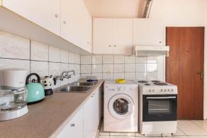 Sunny apartment with terrace