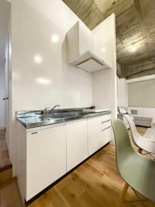 b hotel Nikke - 1BR Apt for 10ppl near Hondori Shopping