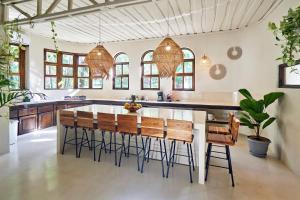 Oceana Beachfront Lux 6BR Retreat Villa Private Yoga Shala