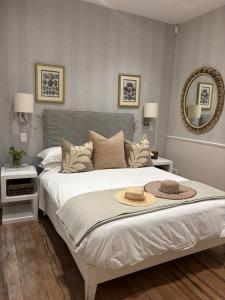 Clifton 4th Beach Villa 6 Sleeper