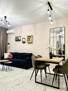 New one 2025 in center!