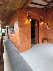 Breeze and Blossom Cottage Maguwo