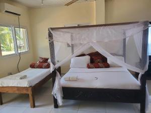 Kivuli Holiday Homes Limited