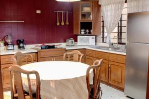 Casa Colibrí - Amplia cómoda en zona tranquila y bien conectada