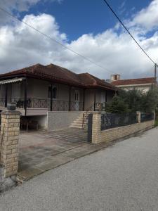 Άνετη Κατοικία για Απόδραση στη Λίμνη Πλαστήρα