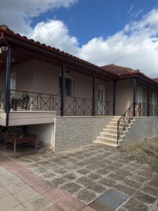 Άνετη Κατοικία για Απόδραση στη Λίμνη Πλαστήρα