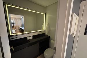 Studio Luxo - WIFI 500MB, Academia, Piscina, Lavadora