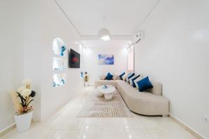Cozy Mykonos 2BR Apartment