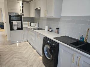 Ideal Lodgings in Radcliffe