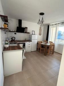 White House Apartments - Boho