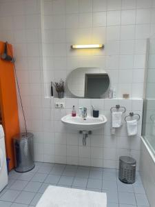 Traumhaus mit Whirlpool, Fitness, Kamin, in toller Lage