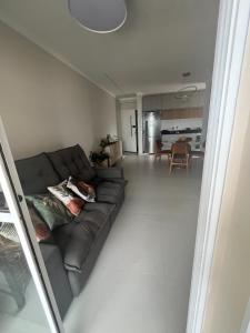 Apartamento Vista para o Mar Com 3 Dormitórios