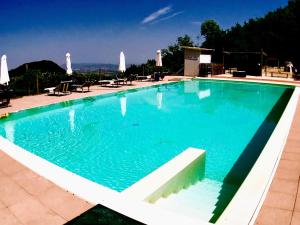 Villa Sole Vini in the Heavenly Heart of Umbria on Top of the World sleeps 50