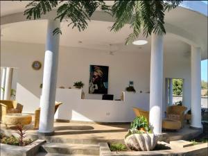 Zuri Tulivu Resort And Restaurant