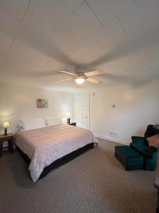 Gulf Stream House - Hammondsport Getaway Unit 12