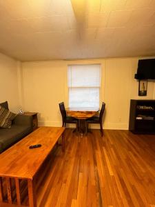 Gulf Stream House - Hammondsport Getaway Unit 12