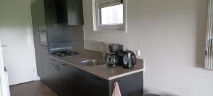 FEAN nature lodge, luxe verblijf met 4 fietsen en prachtig uitzicht over de landerijen, nabij natuurgebieden Drents Friese Wold, Fochterloërveen en gevangenisdorp Veenhuizen