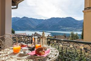 The Lantern Lake View Apartment