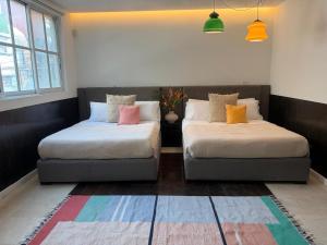 La Chula, Stylish Home in Condesa and Rooftop Bar