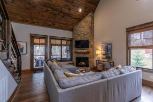 Overlook Nook at Eagles Nest