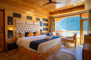 Hide-In Kasol