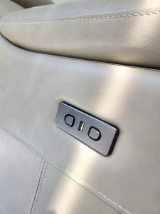 Prime 1BR in Sukhumvit 11 CentralStylishModern